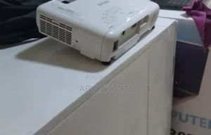 1epson Projector 
Model Name: Eb-E01 
Hardware Interface: Vga, Usb,