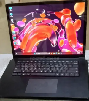 New Laptop Microsoft Surface 16GB Intel Core I7 SSD 512GB