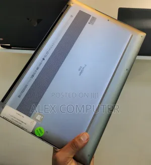 New Laptop Dell Precision 7720 32GB Intel Core I7 SSD 512GB