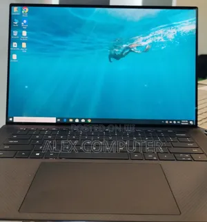 New Laptop Dell Precision 7720 32GB Intel Core I7 SSD 512GB