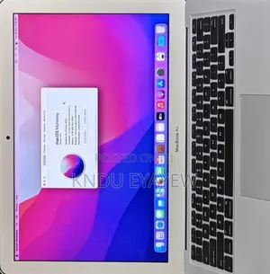 New Laptop Apple MacBook Pro 2017 8GB Intel Core I5 SSD 256GB