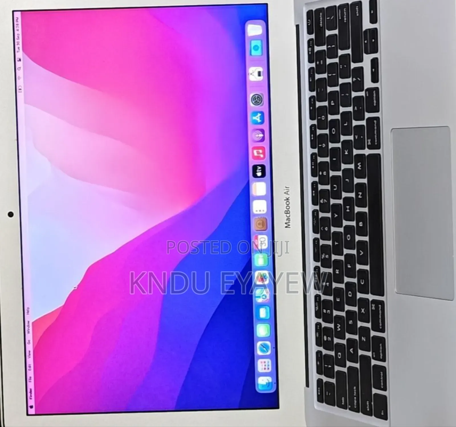 New Laptop Apple MacBook Pro 2017 8GB Intel Core I5 SSD 256GB