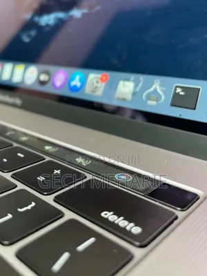 New Laptop Apple MacBook Pro 2019 64GB Intel Core I9 SSD 1T
