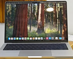 New Laptop Apple MacBook Pro M1 16GB Apple M1 Pro SSD 1T
