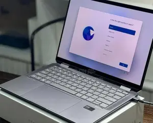 New Laptop HP Spectra 13 16GB Intel Core Ultra 7 SSD 1T