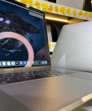 New Laptop Apple MacBook Pro 2019 64GB Intel Core I9 SSD 1T