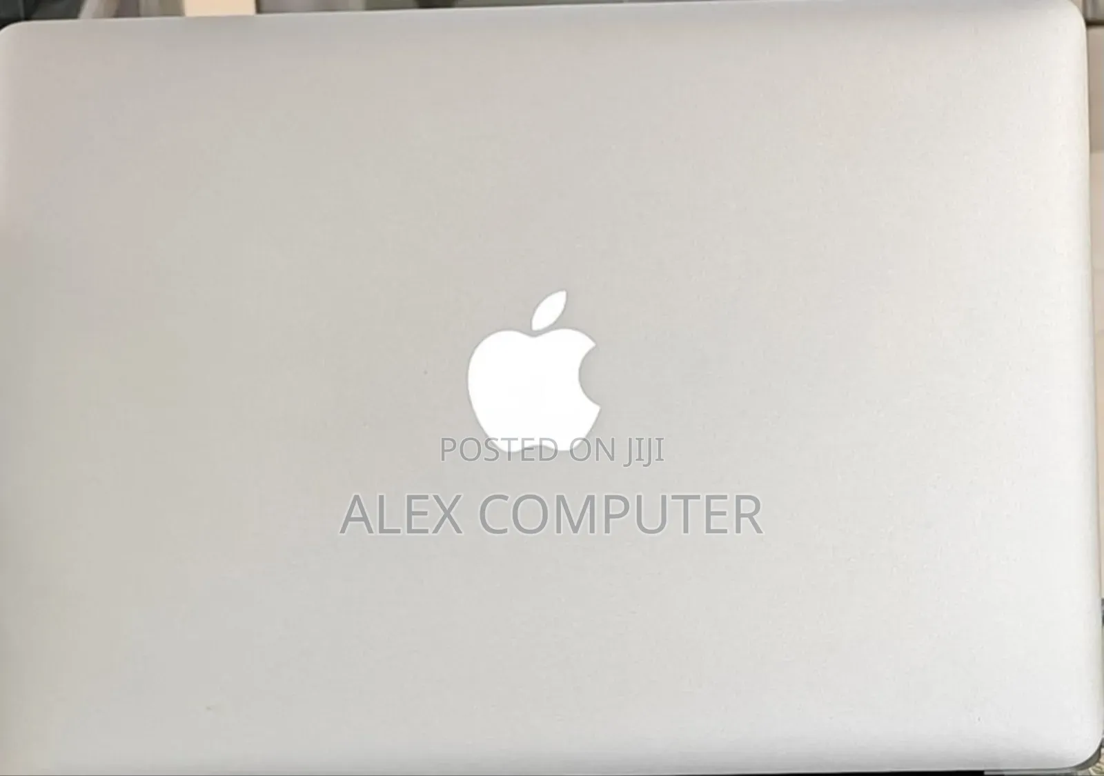 New Laptop Apple MacBook Air 2015 8GB Intel Core I5 SSD 256GB