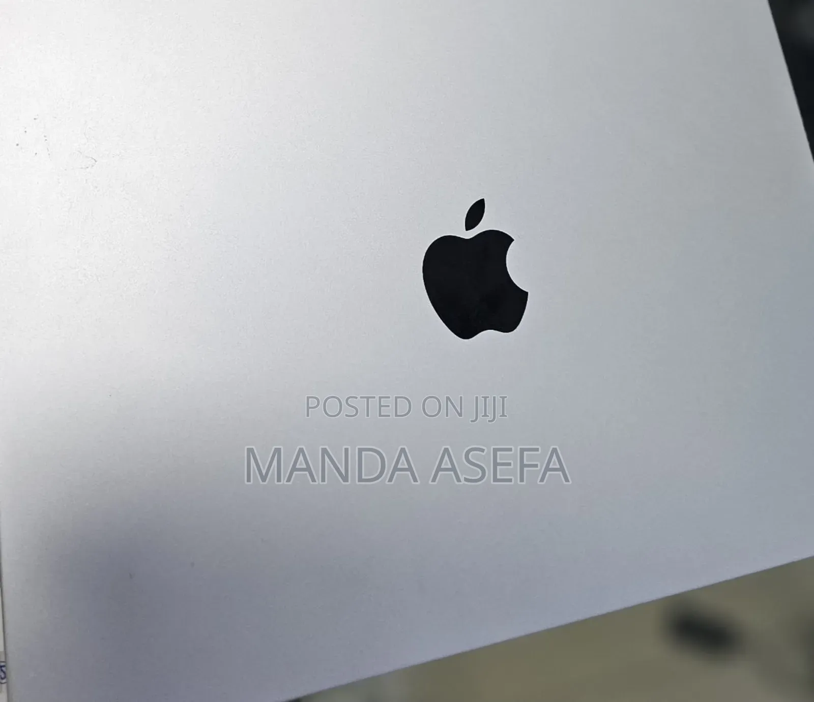 New Laptop Apple MacBook Pro 8GB Apple M3 SSD 512GB