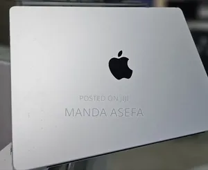 New Laptop Apple MacBook Pro 8GB Apple M3 SSD 512GB