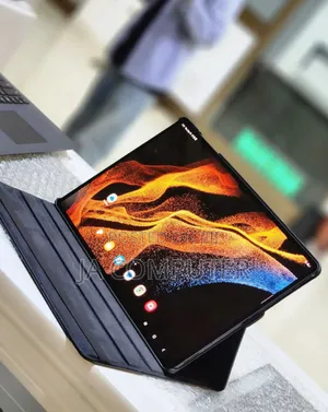 Photo - New Samsung Galaxy Tab S8 Ultra 256 GB Black