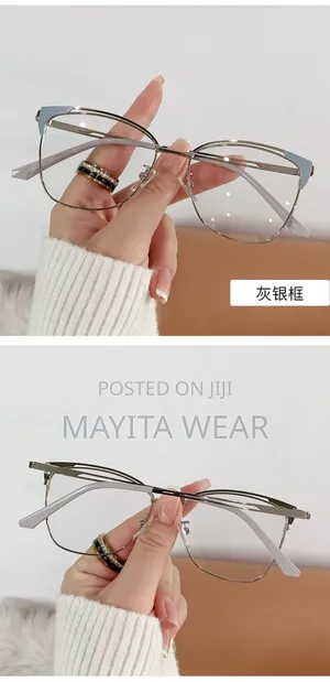 Photo - Retro Antibluelight Glasses