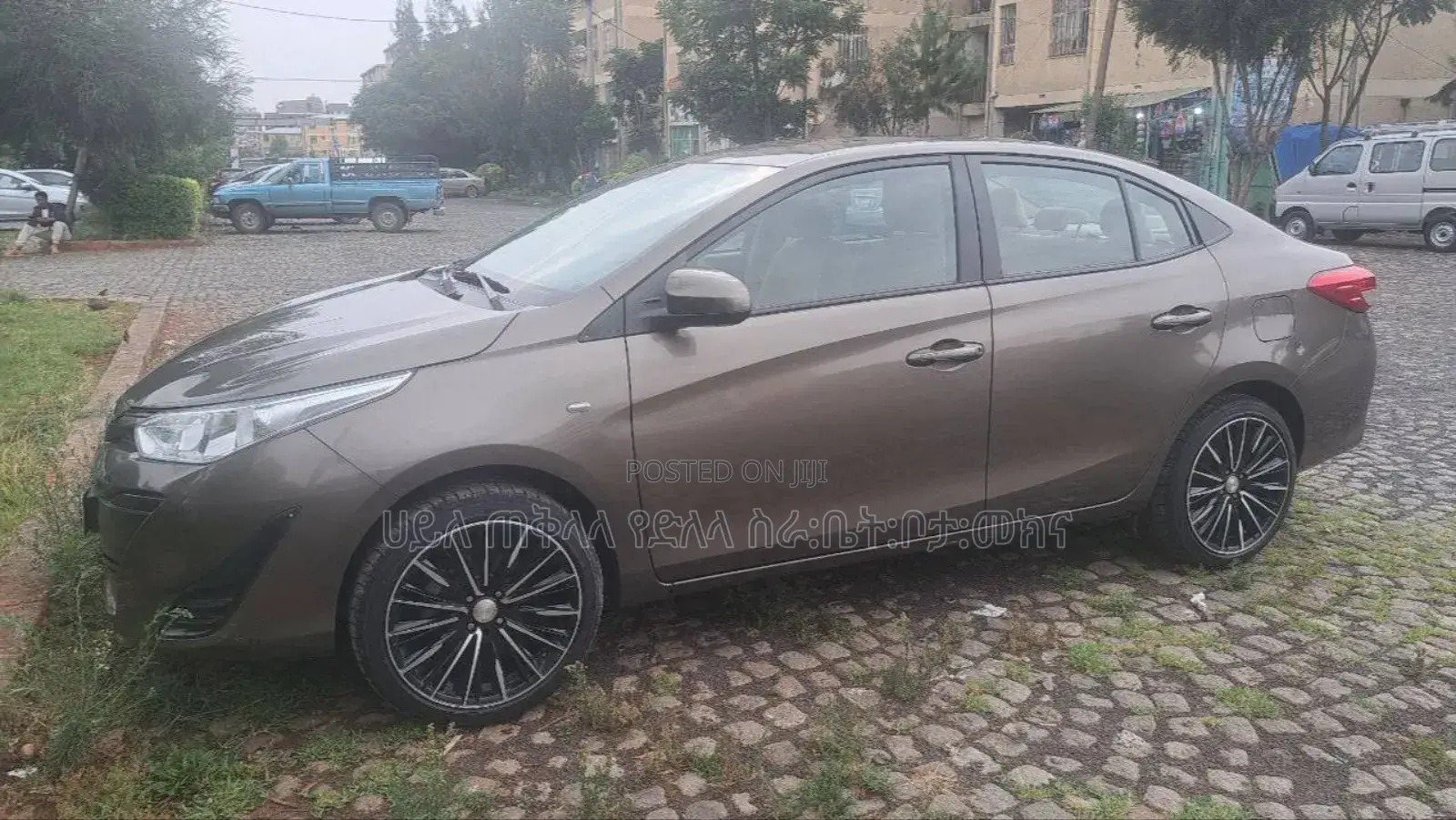 Toyota Yaris 2020 Purple