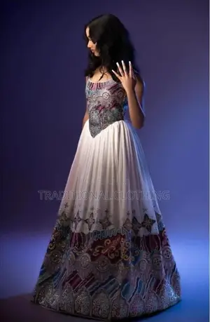 Photo - Hiwe Traditional Clothing