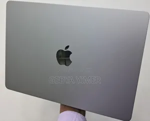 Photo - New Laptop Apple MacBook Air 2022 M2 8GB Apple M2 SSD 250GB