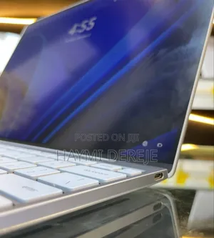 Photo - New Laptop Dell XPS 15 8GB Intel Core I5 SSD 512GB