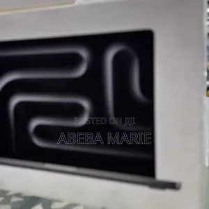 New Laptop Apple MacBook Pro 2023 M3 14-Inch 8GB Apple M3 Pro SSD 512GB