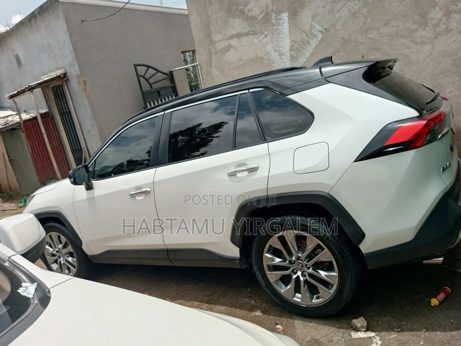 Toyota RAV4 2020 White