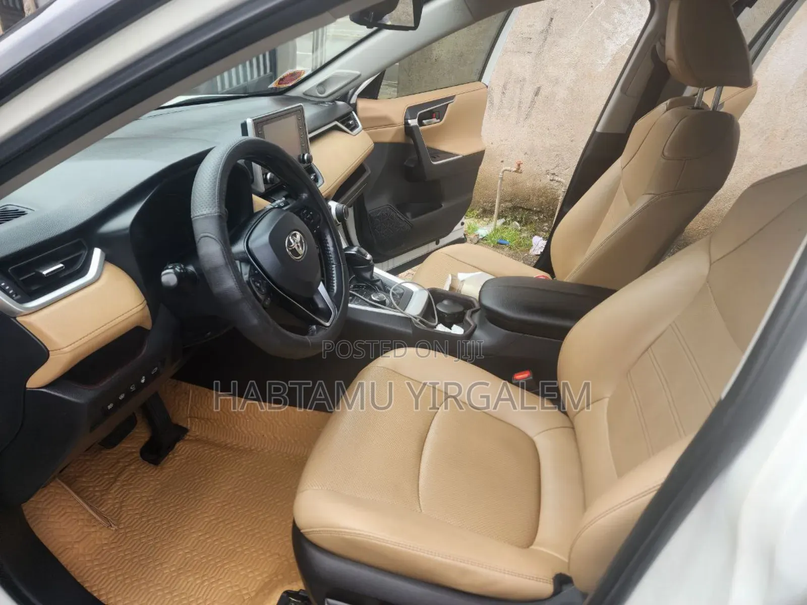 Toyota RAV4 2020 White