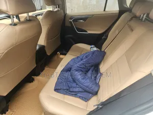 Toyota RAV4 2020 White