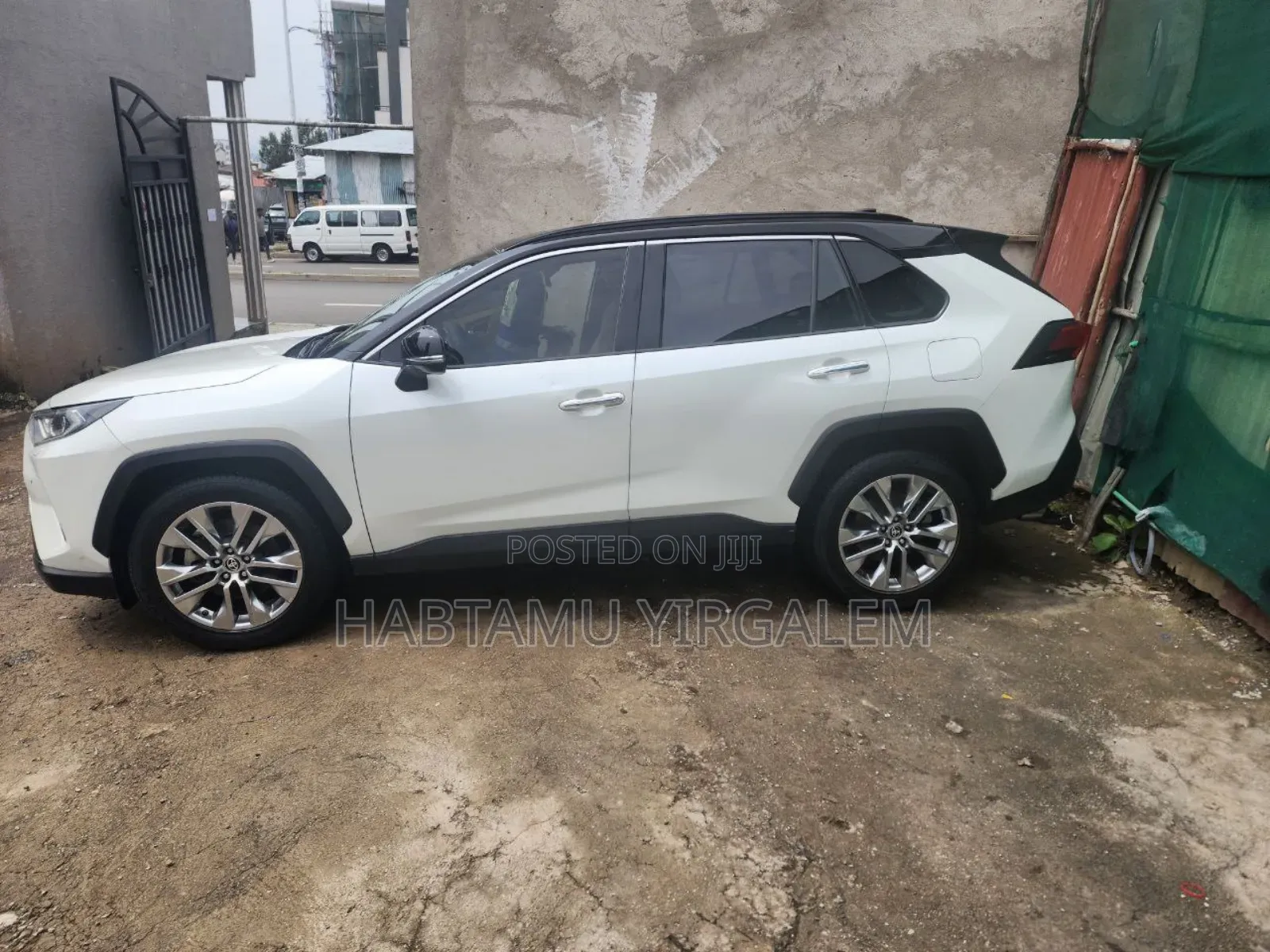 Toyota RAV4 2020 White