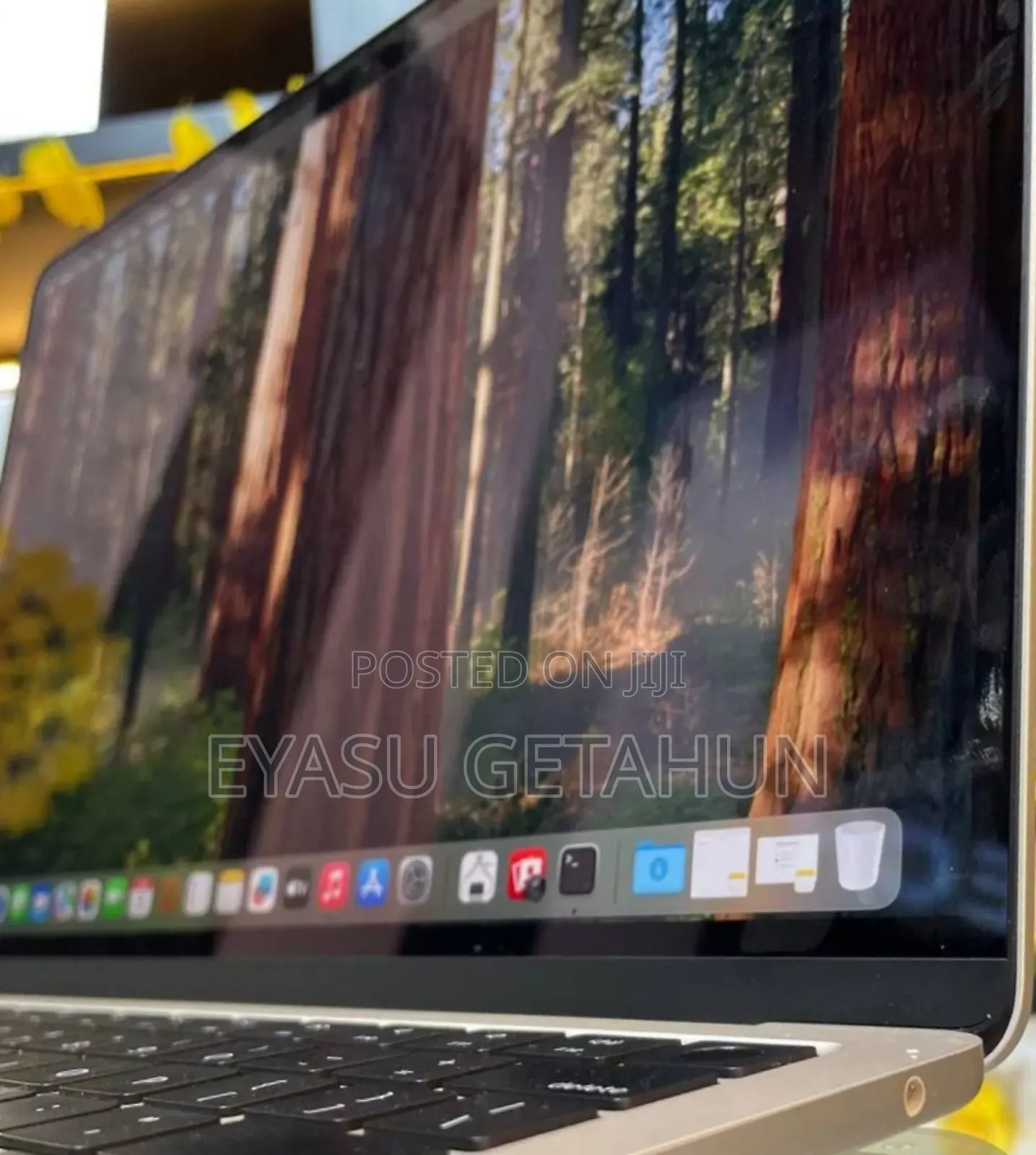 New Laptop Apple MacBook Air 2024 M3 13-Inch 16GB Apple M3 SSD 512GB