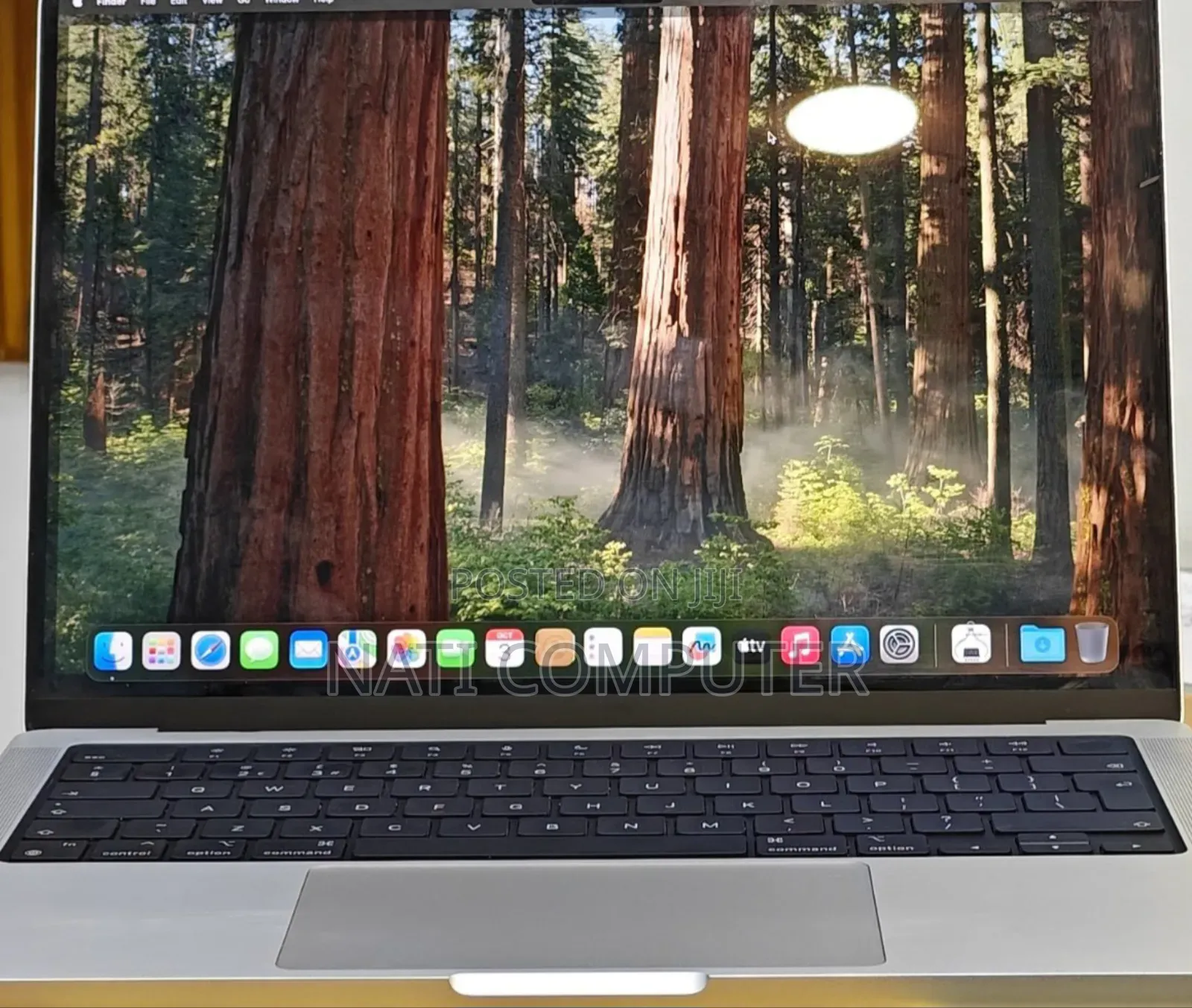 New Laptop Apple MacBook Pro M1 16GB Intel Core I7 SSD 1T