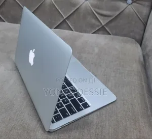 Laptop Apple MacBook Air 2015 4GB Intel Core I5 SSD 128GB