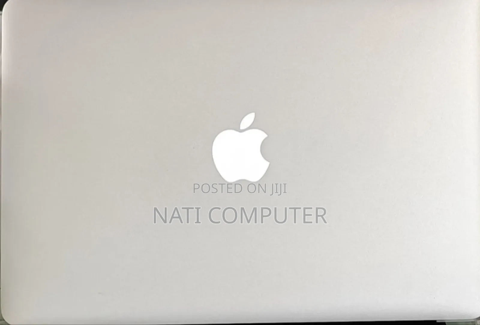 New Laptop Apple MacBook Pro 2017 8GB Intel Core I5 SSD 256GB