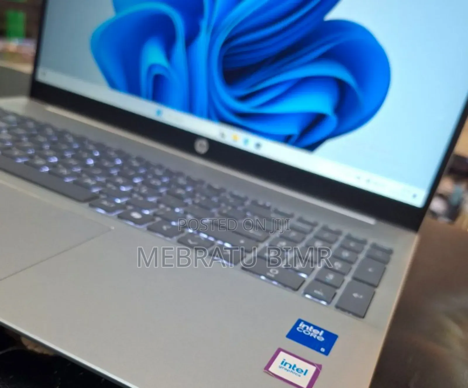 New Laptop HP Pavilion 17 16GB Intel Core I5 SSD 512GB