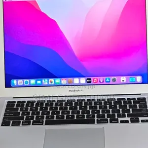 Photo - New Laptop Apple MacBook Pro 2017 8GB Intel Core I5 SSD 256GB