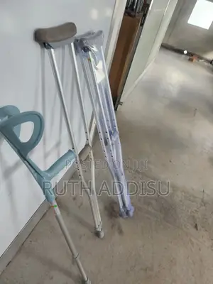 Photo - Axillary and Elbow Crutches Brand New腕骨axillary Crutches Medical