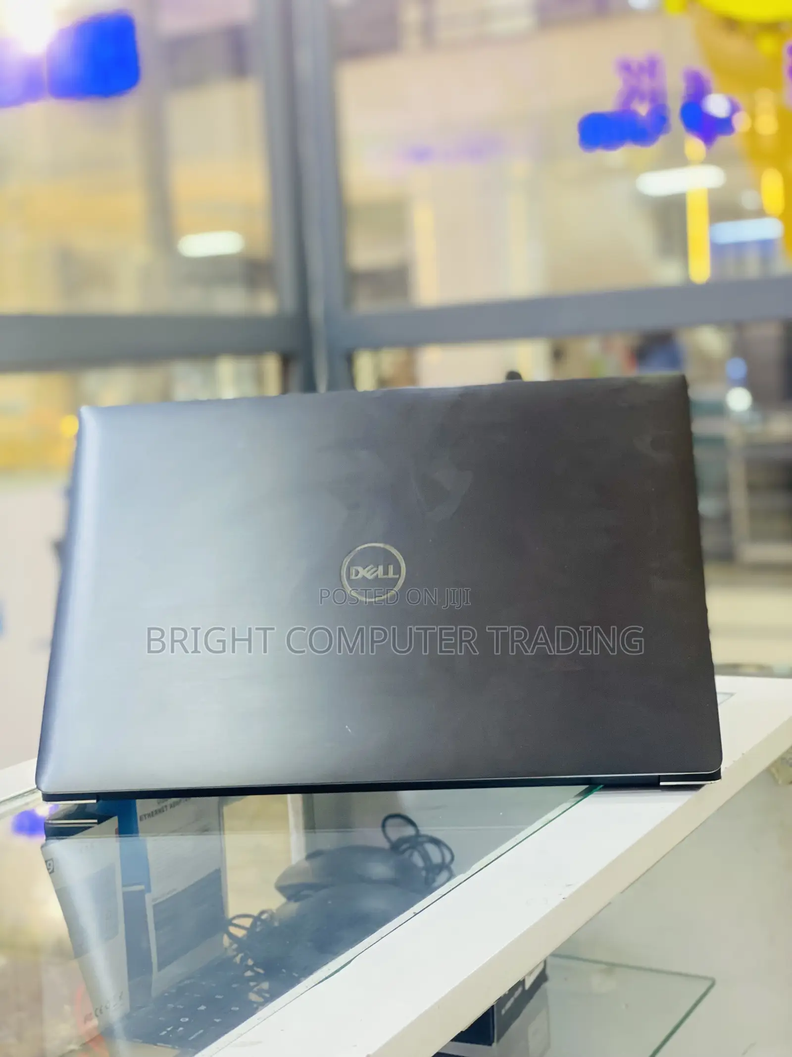 New Laptop Dell Precision 5570 16GB Intel Core I7 SSD 512GB