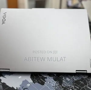 New Laptop Lenovo Yoga 700 32GB AMD Ryzen 5 SSD 512GB