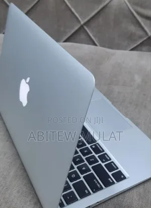 New Laptop Apple MacBook Air 2015 4GB Intel Core I5 SSD 128GB