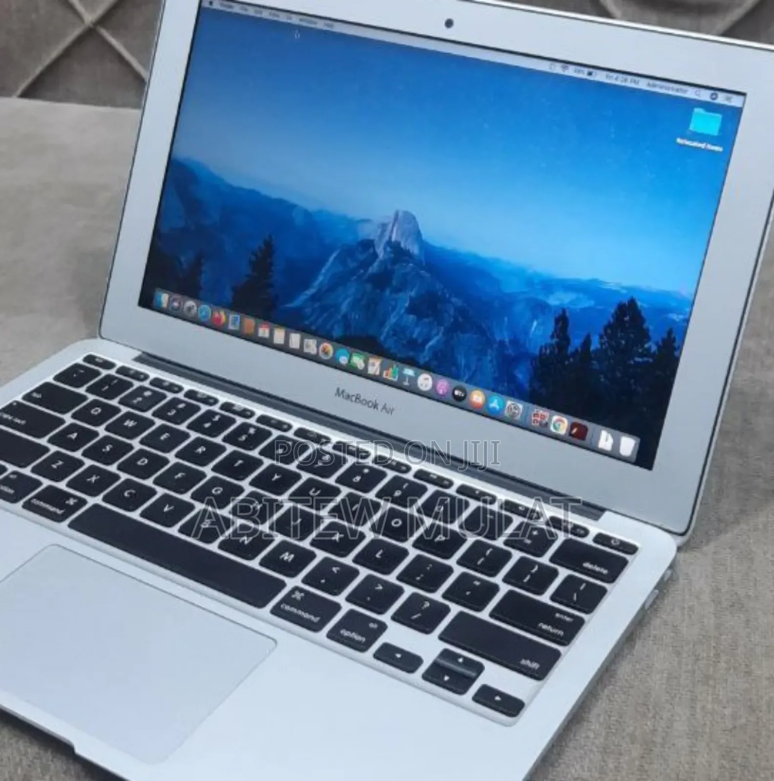 New Laptop Apple MacBook Air 2015 4GB Intel Core I5 SSD 128GB
