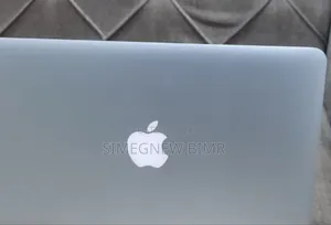 New Apple MacBook Air 2025 M4 15-Inch 4GB Intel Core I5 SSD 128GB