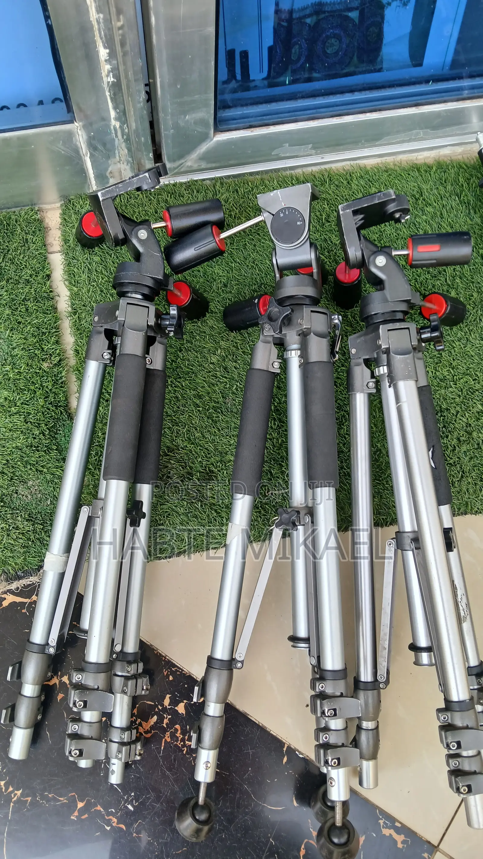 Camera Stand ካሜራ ስታንድ