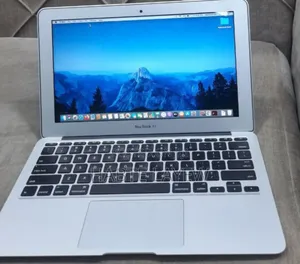 New Laptop Apple MacBook 2015 4GB Intel Core I5 SSD 128GB
