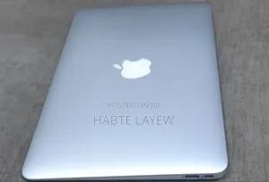 New Laptop Apple MacBook 2015 4GB Intel Core I5 SSD 128GB