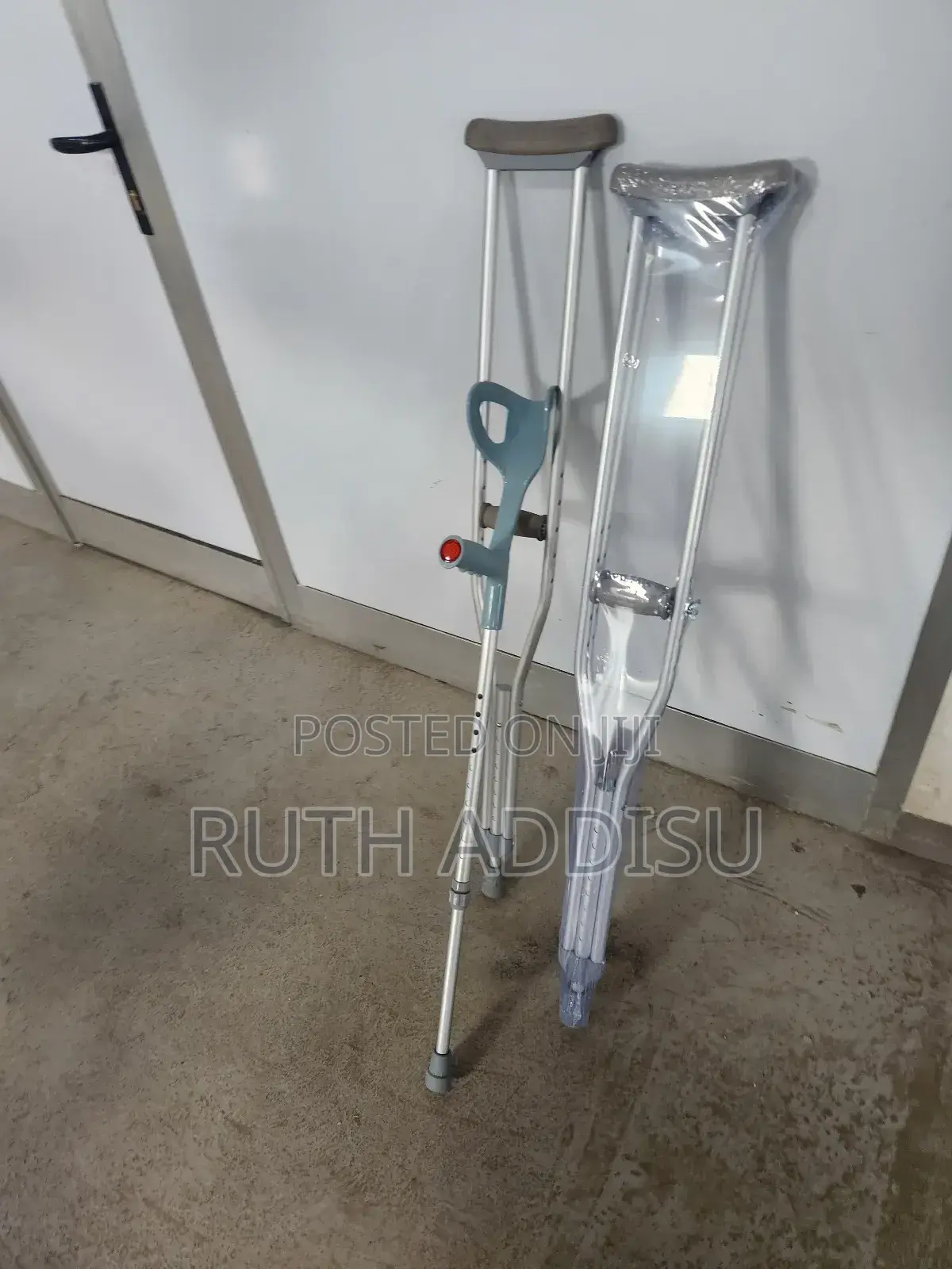 Elbow Crutches較少on Arm Handler Crutches重要axillary Crutches延續crutches