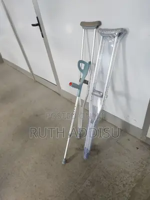 Photo - Axillary Bilateral Crutches奢望brand New Almunium Crutches旯麼crutches New