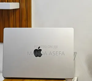 New Laptop Apple MacBook Pro M1 16GB Apple M1 Pro SSD 1T