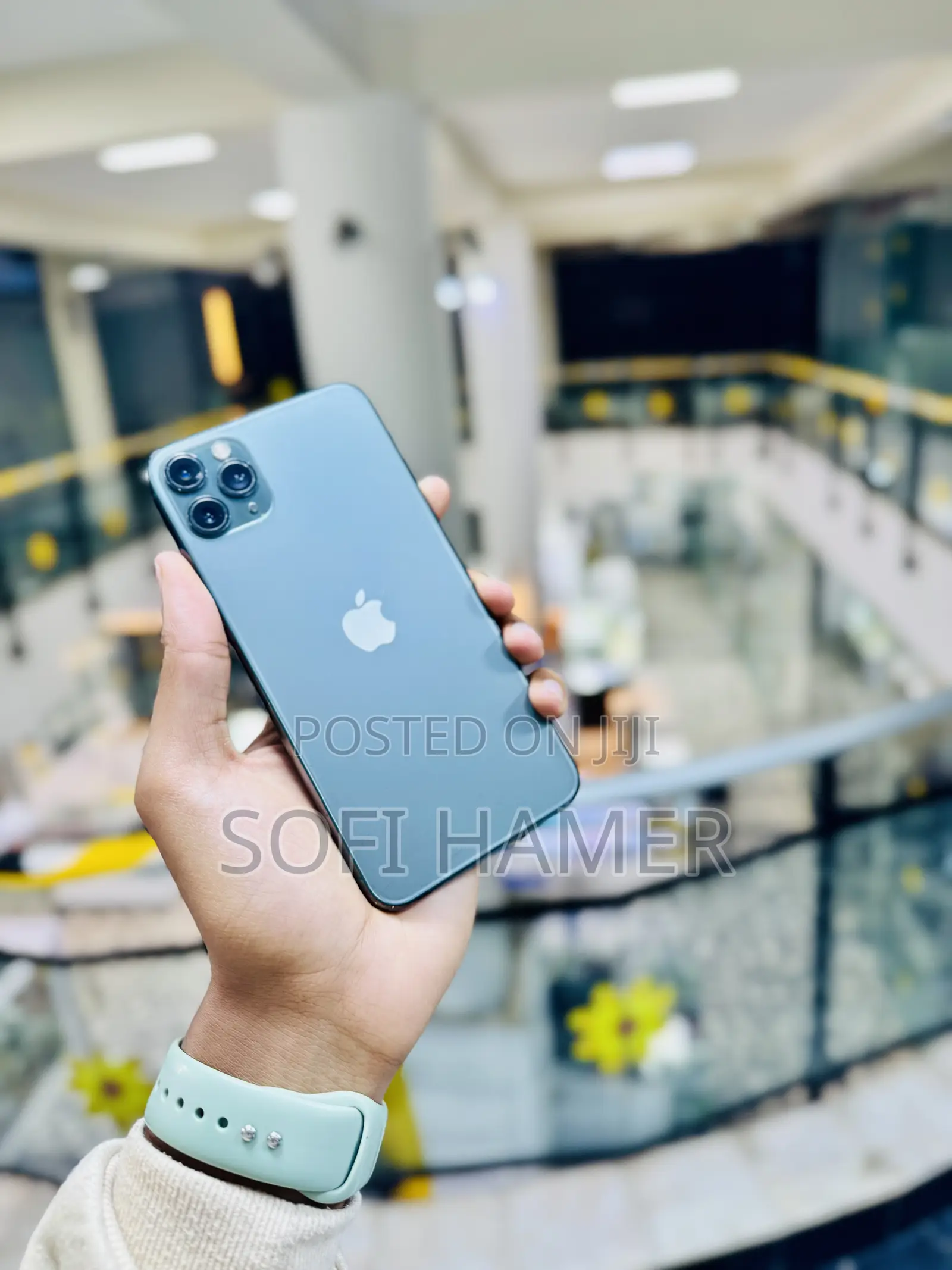 Apple iPhone 11 Pro Max 64 GB Green