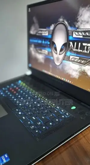 New Laptop Alienware M17x R2 16GB Intel Core I7 SSD 512GB