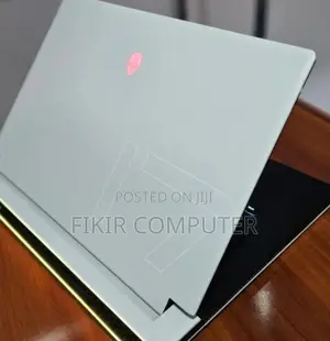 New Laptop Alienware M17x R2 16GB Intel Core I7 SSD 512GB