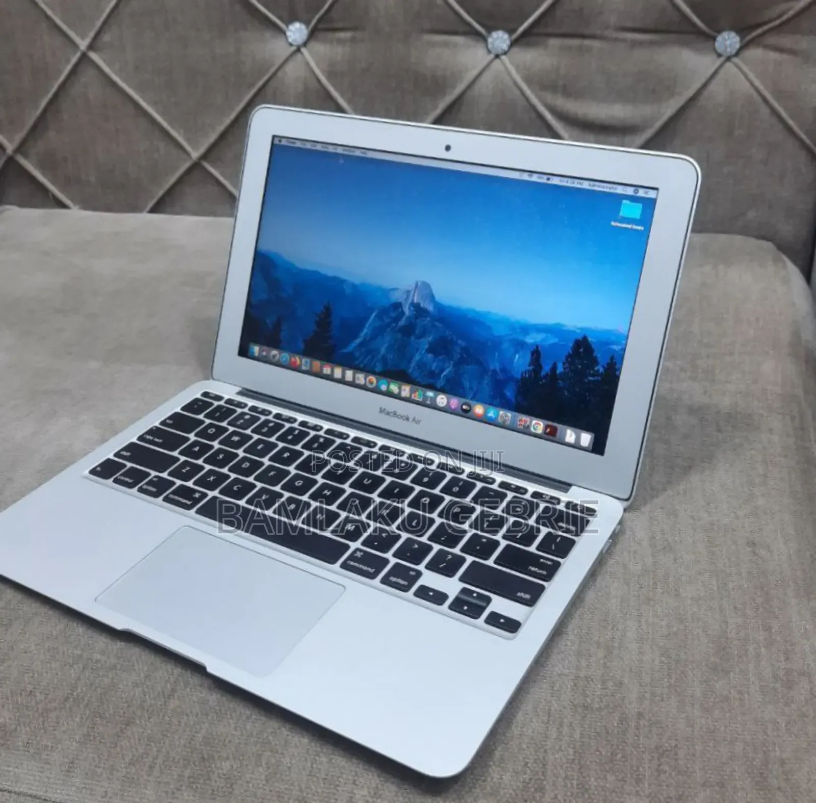 New Laptop Apple MacBook Air 2015 4GB Intel Core I5 SSD 128GB