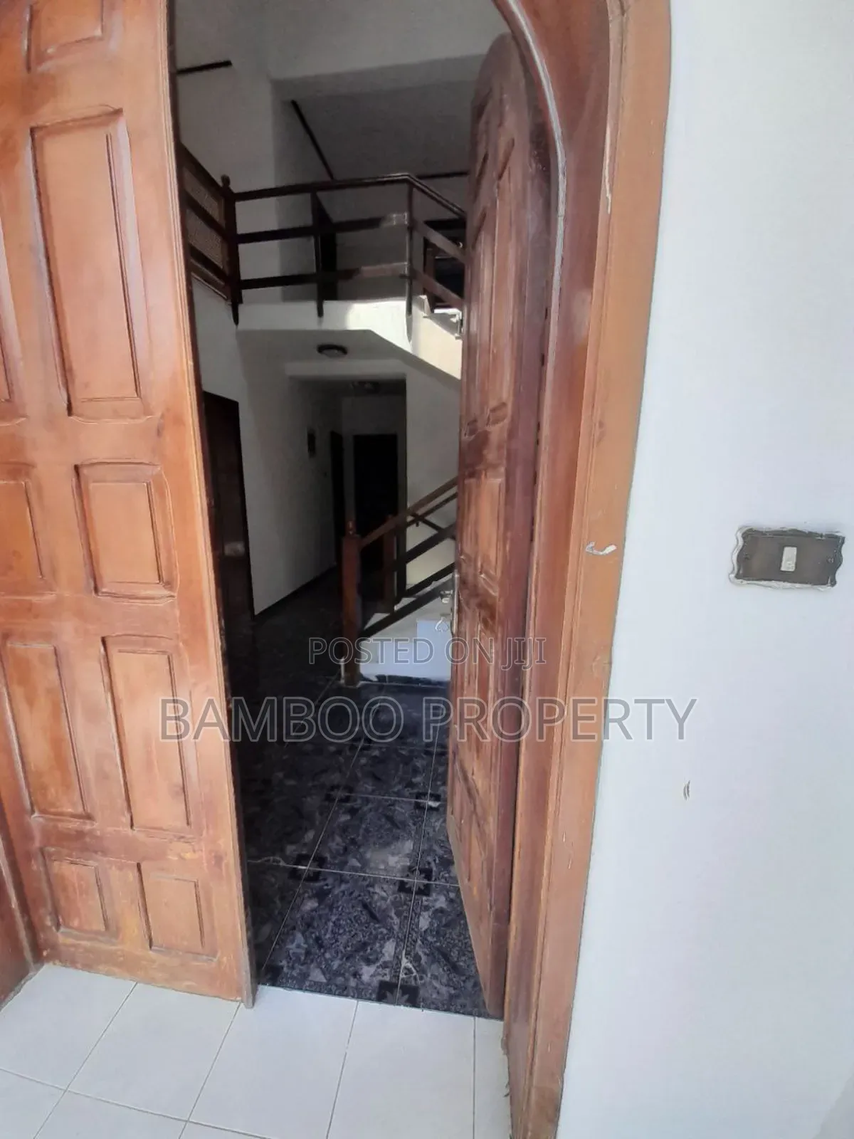 4bdrm House in Bole for rent
