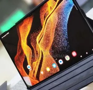 Photo - New Samsung Galaxy Tab S8 Ultra 256 GB Gray