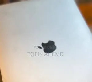 New Laptop Apple MacBook Pro 2019 8GB Intel Core I5 SSD 256GB