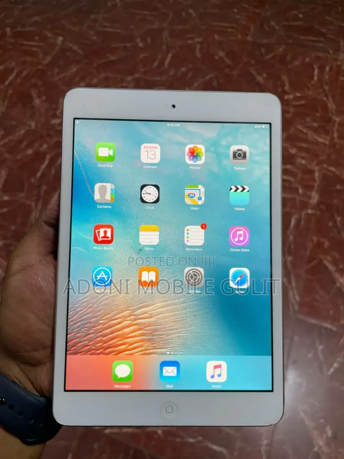 Apple iPad Wi-Fi 16 GB Gray